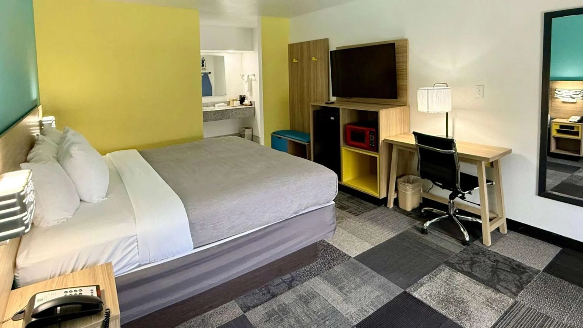 Days Inn By Wyndham Eglin Afb Niceville