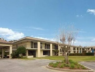 Days Inn By Wyndham Eglin Afb Niceville Hotel